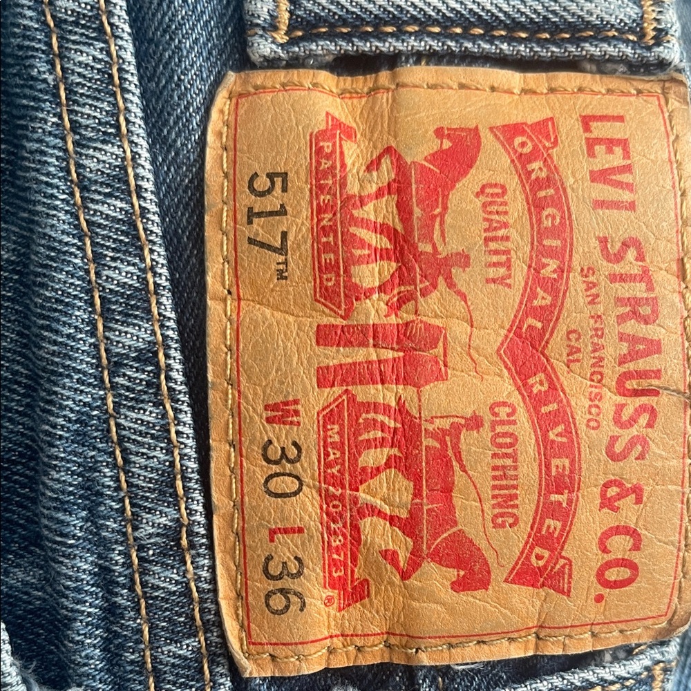 Levi's Denim Jeans in Classic Blue - Picture 3 of 4